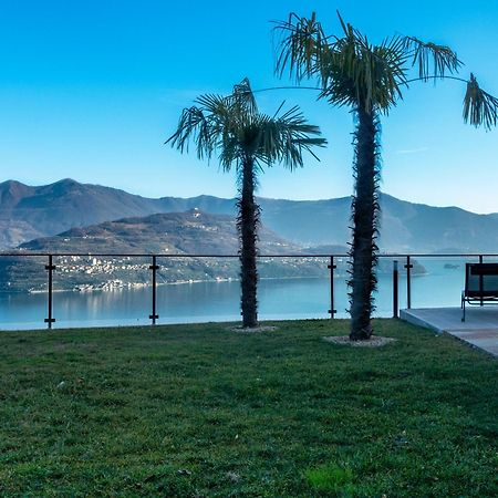 Mia Isola With Lake View, Garden And Swimming Pool Parzanica Dış mekan fotoğraf
