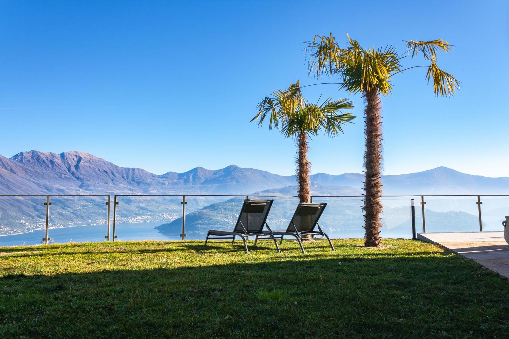 Mia Isola With Lake View, Garden And Swimming Pool Parzanica Dış mekan fotoğraf